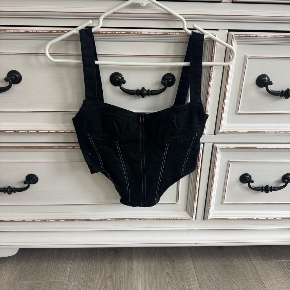 Zara Black Top with White Stitching - Picture 10 of 16